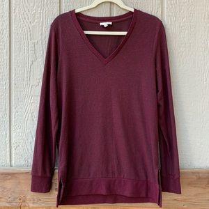 Lucky Brand v-neck long sleeve tunic length lightweight soft silky sweater top